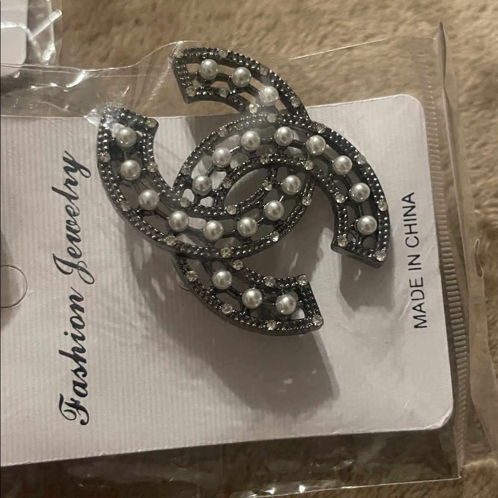 New Pins varieties color!$6